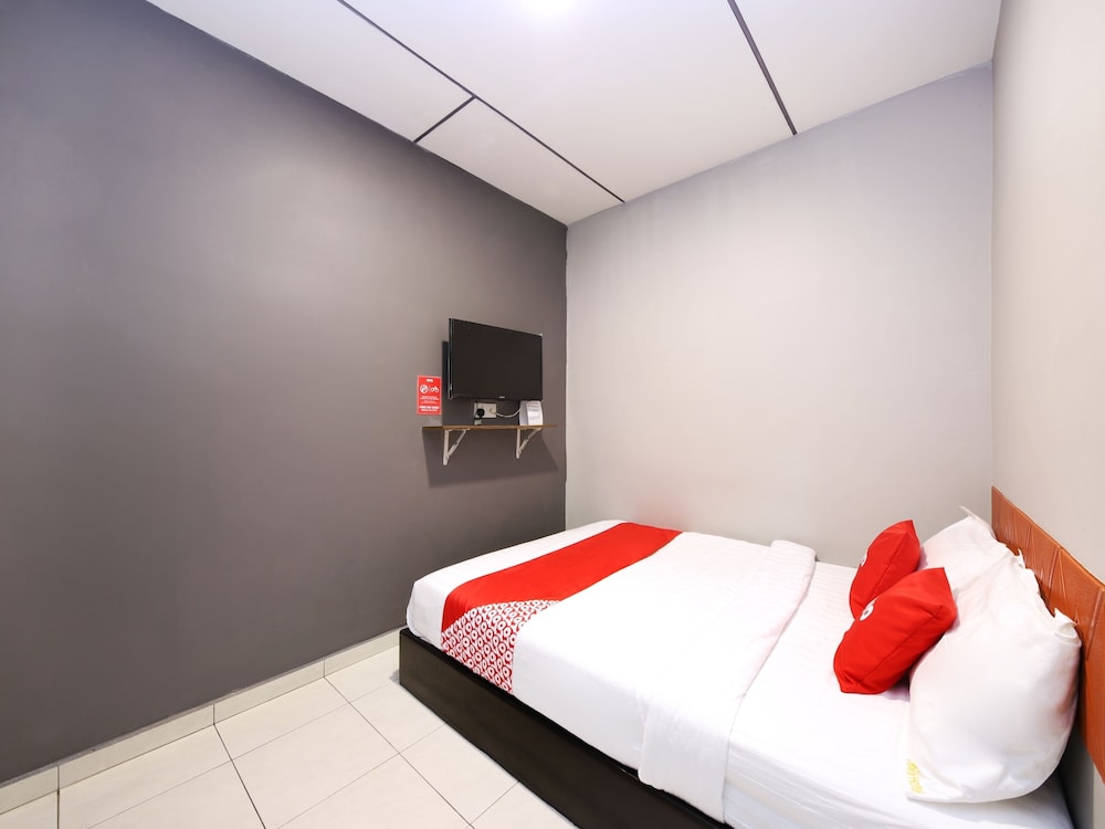 Oyo 1184 Ho Hotel 14/22