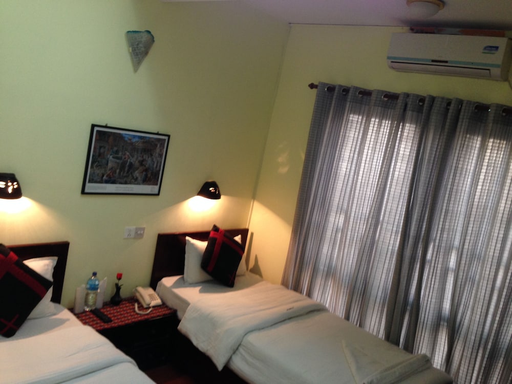 Hotel Buddha Land 17/61