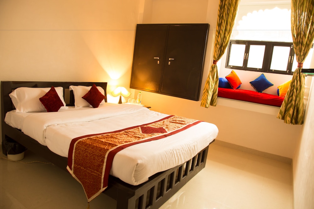 Hotel Nahargarh Palace 13/18