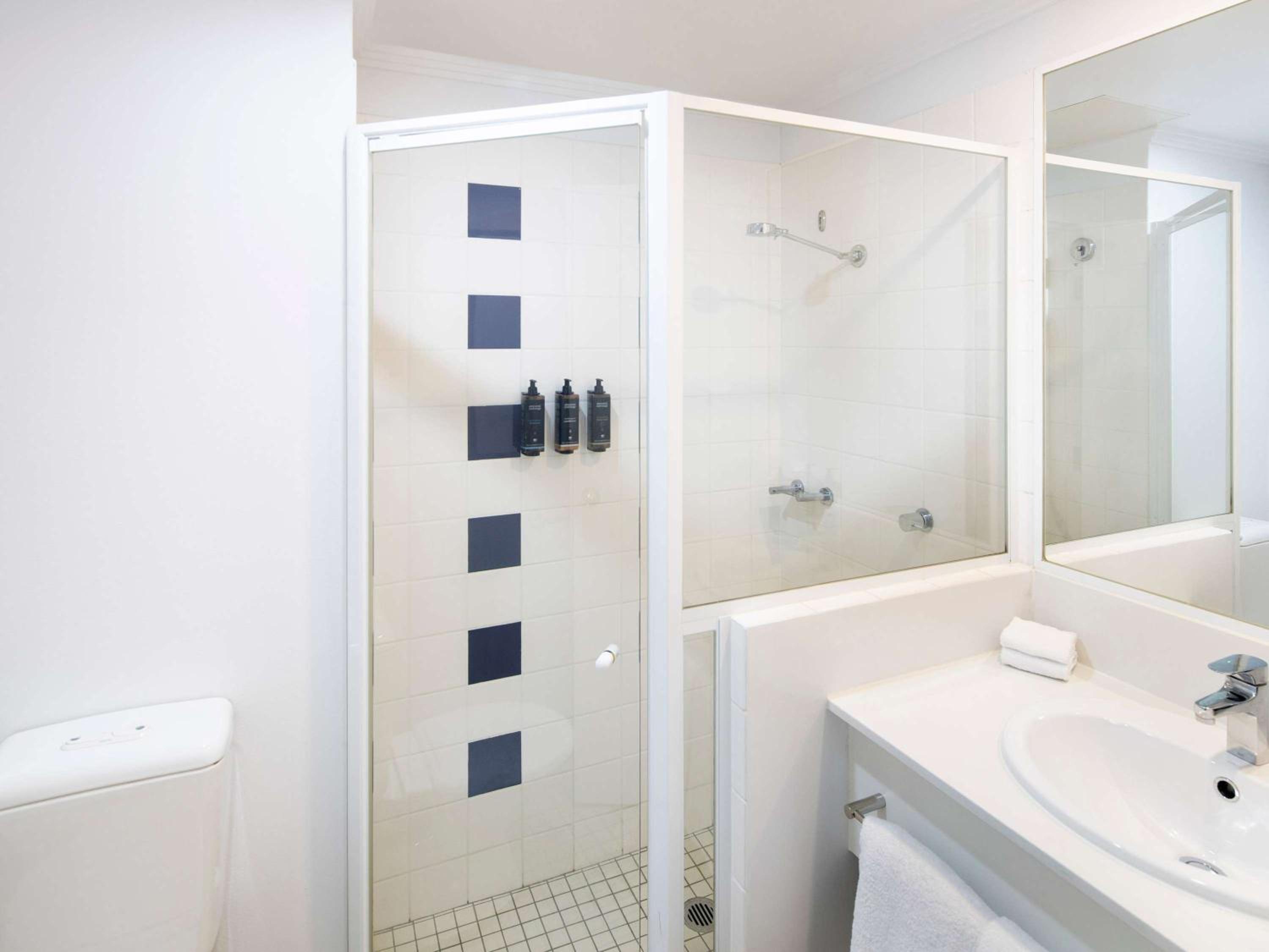 غرفة قياسية ثلاثية بسرير فردي، Mercure Sydney Bankstown 8/10