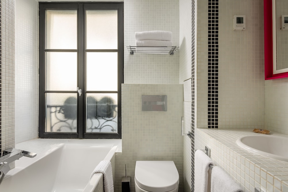 Hotel Monceau Elysees 39/39