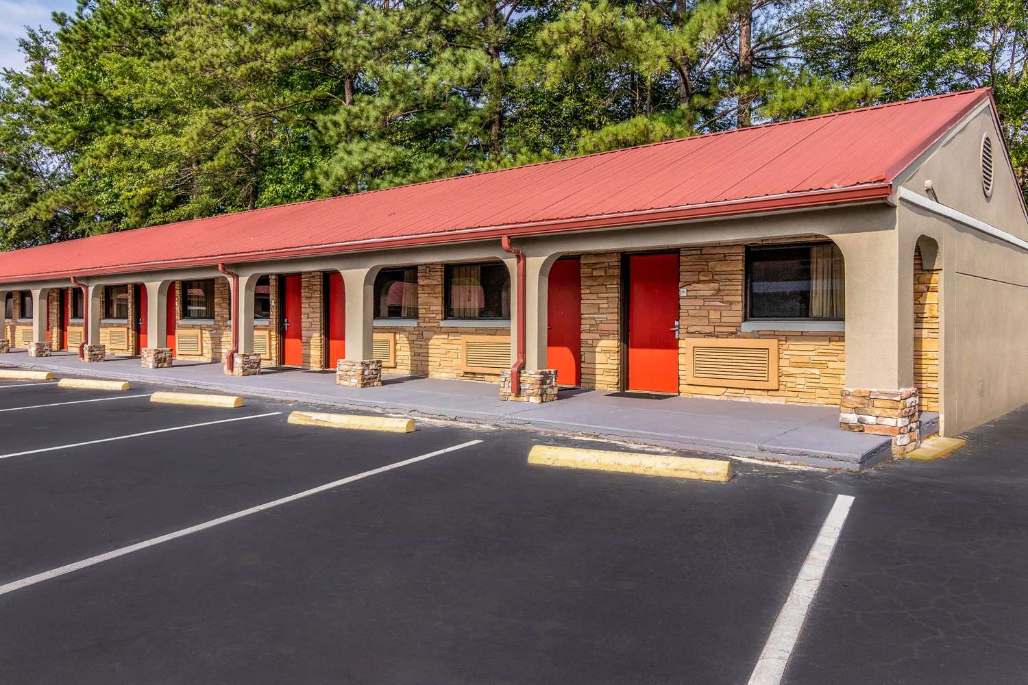 Americas Best Value Inn Opelika 11/12