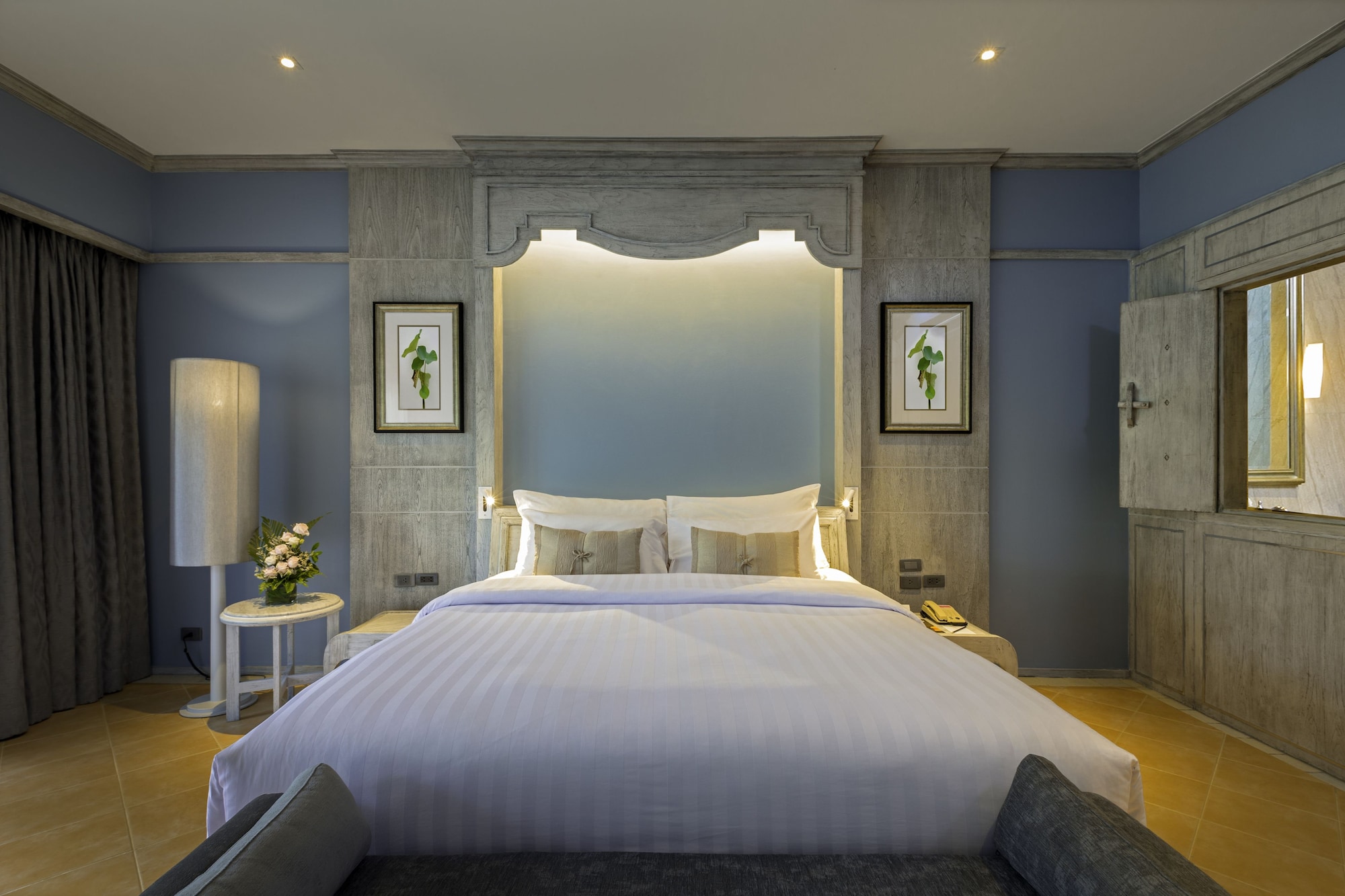 غرفة ديلوكس بسرير مزدوج بإطلالة على المسبح، Aonang Villa Resort 4/7