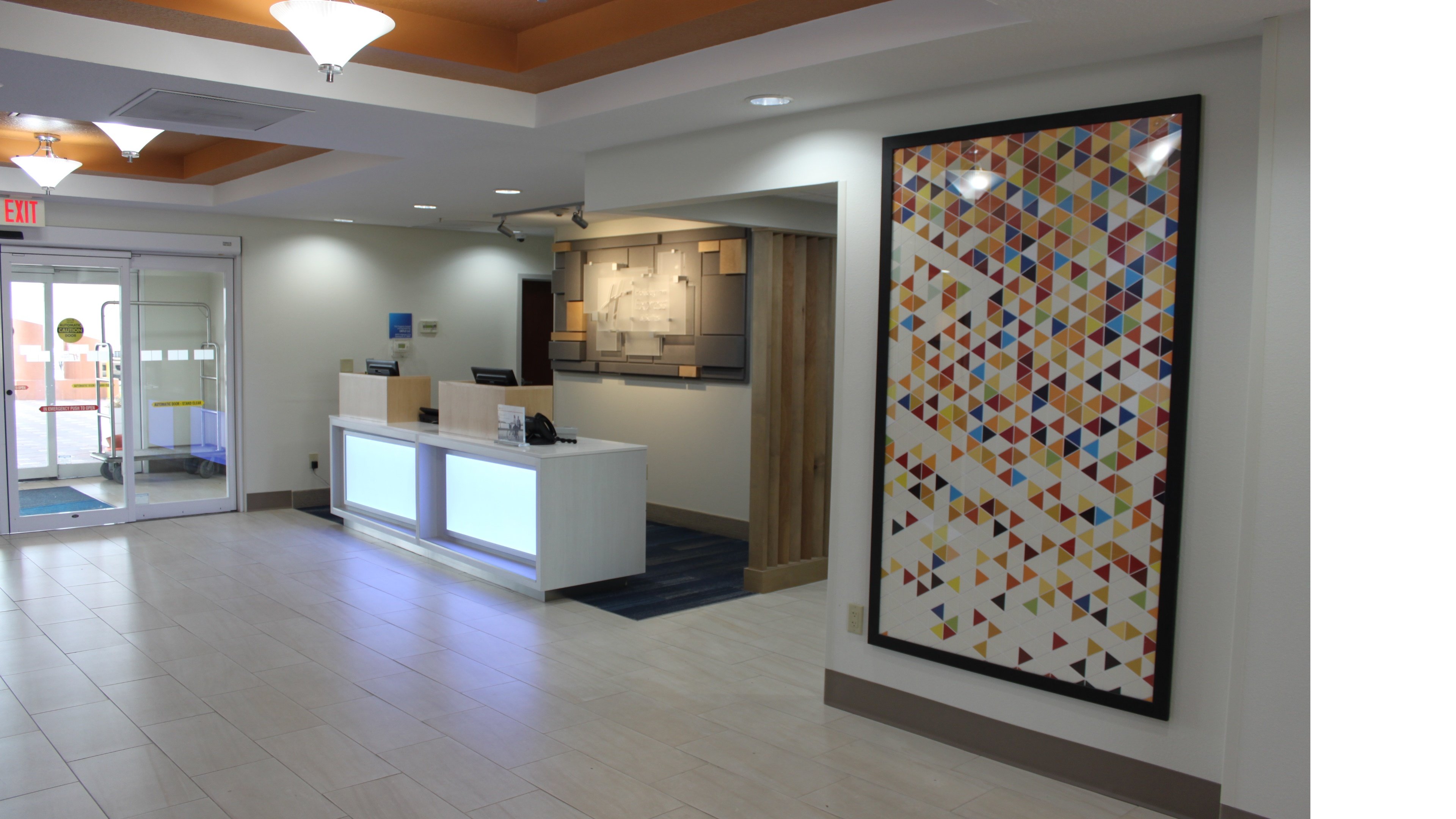 Holiday Inn Express Orlando South Davenport 10/70