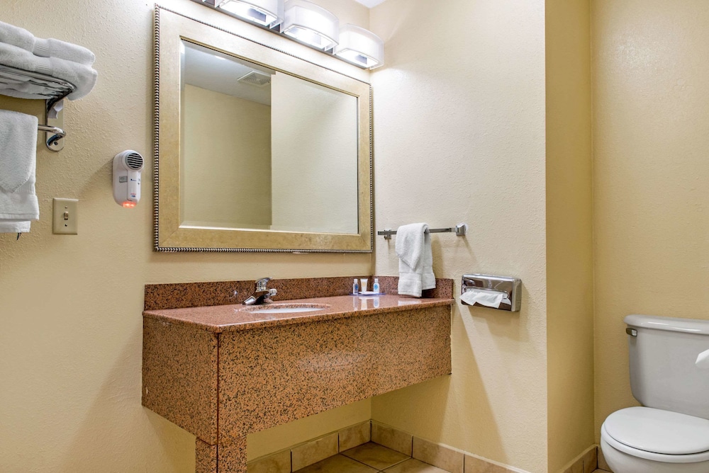 Quality Inn Jacksonville Near I-72 14/37