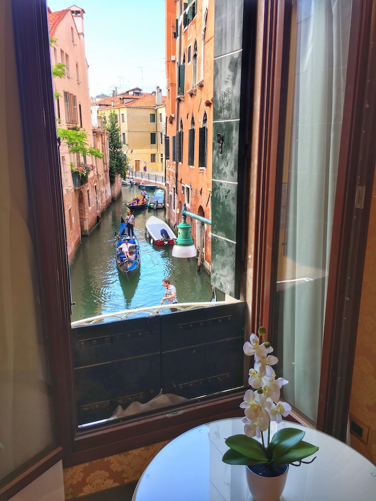 Residenza Veneziana 10/21
