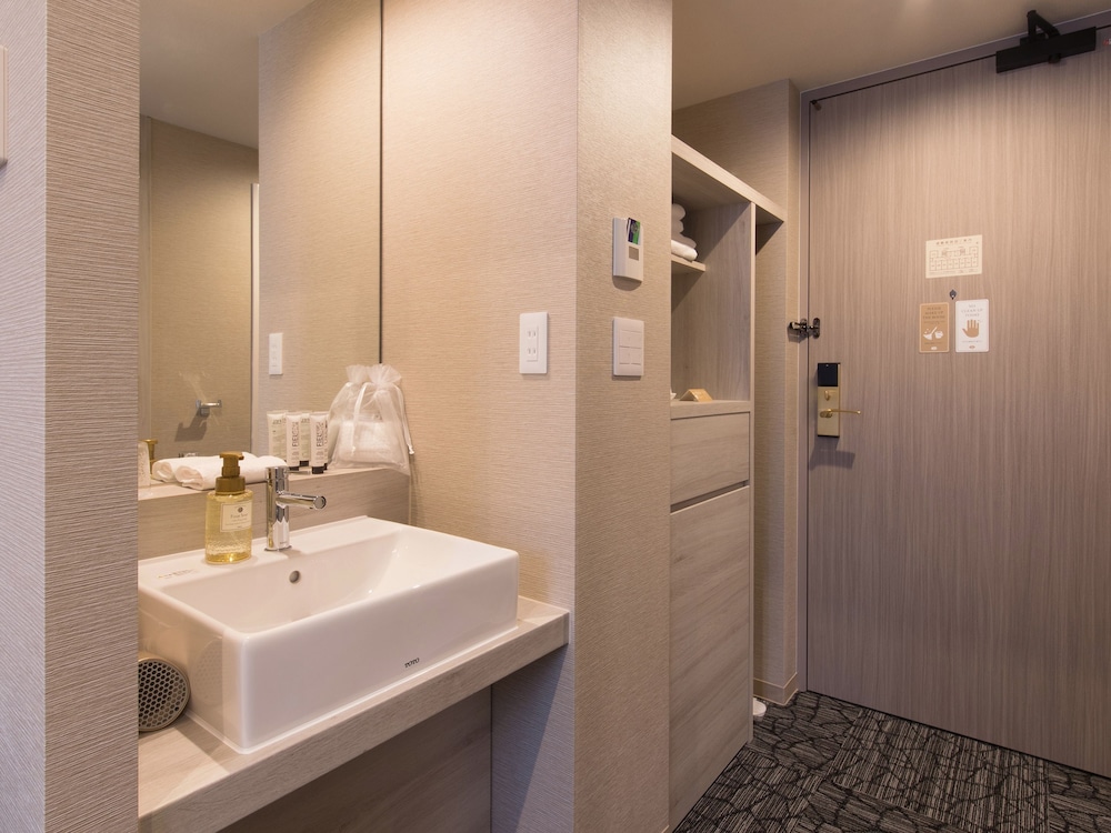 S.Training Center Hotel 15/58