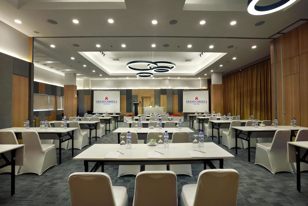 Grand Cordela Hotel Bandung 36/45
