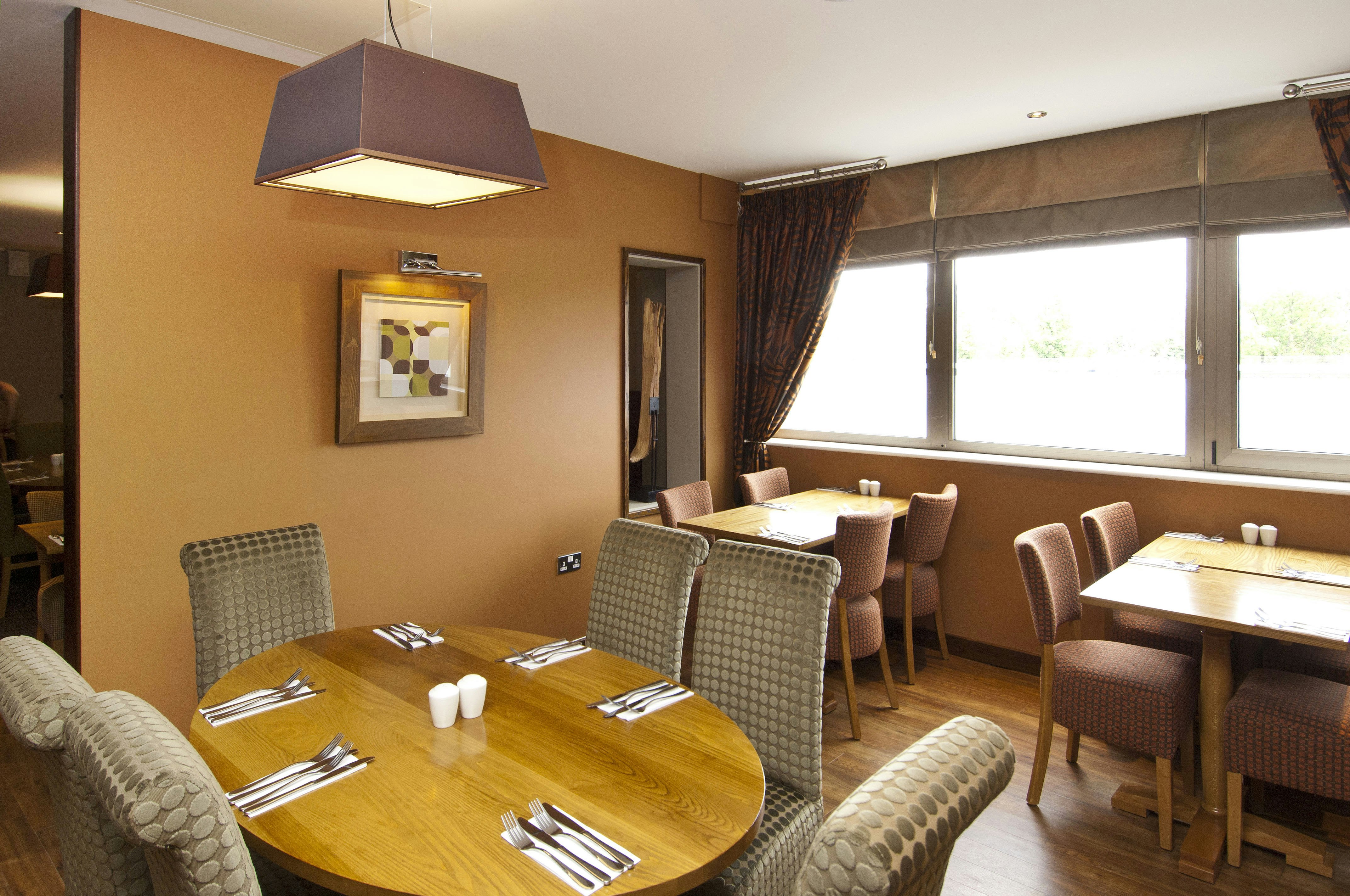 Premier Inn London Hanger Lane 28/34