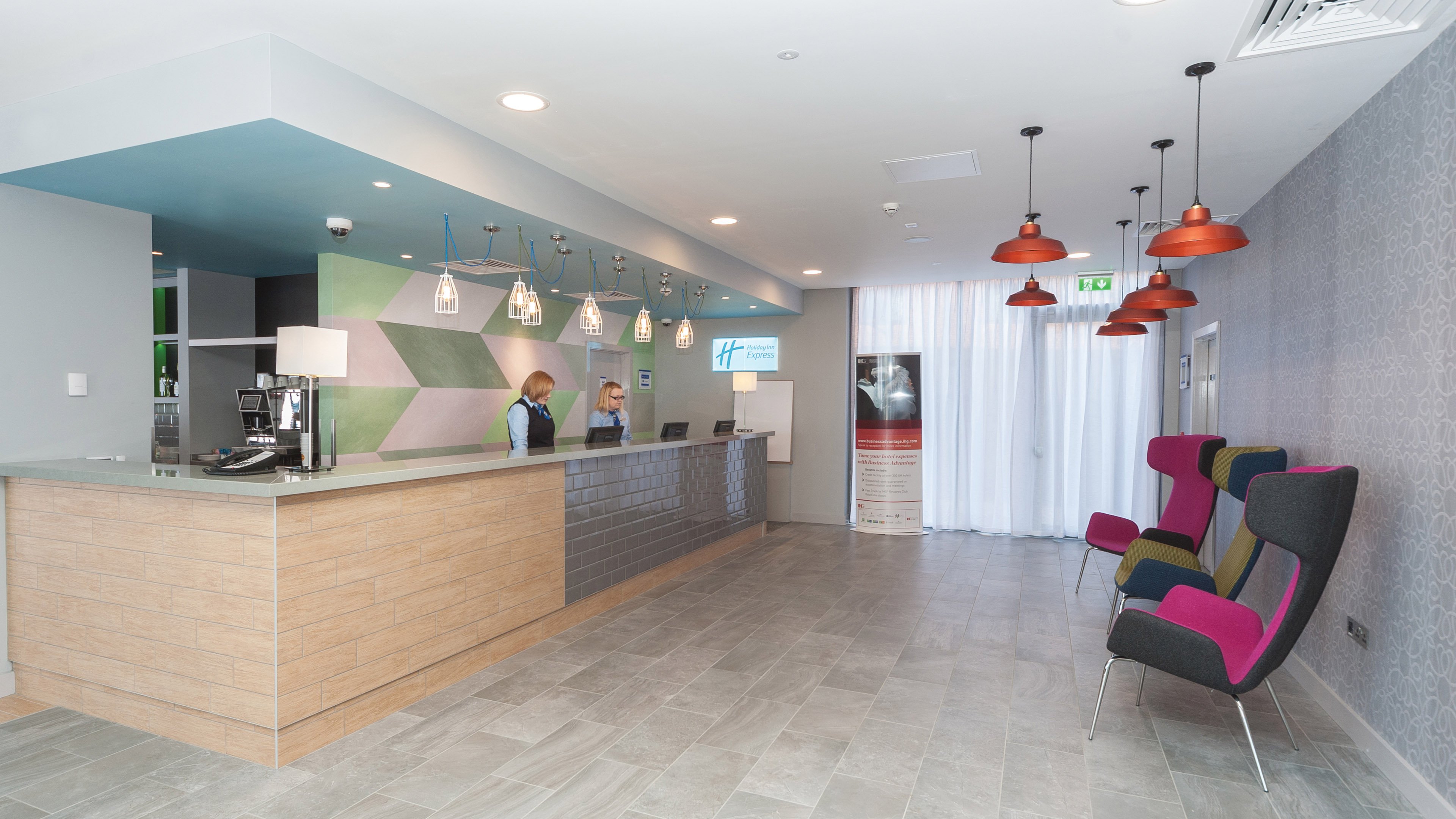 Holiday Inn Express Aberdeen Airport 15/72