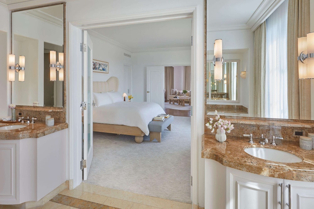 The Maybourne Beverly Hills 46/49