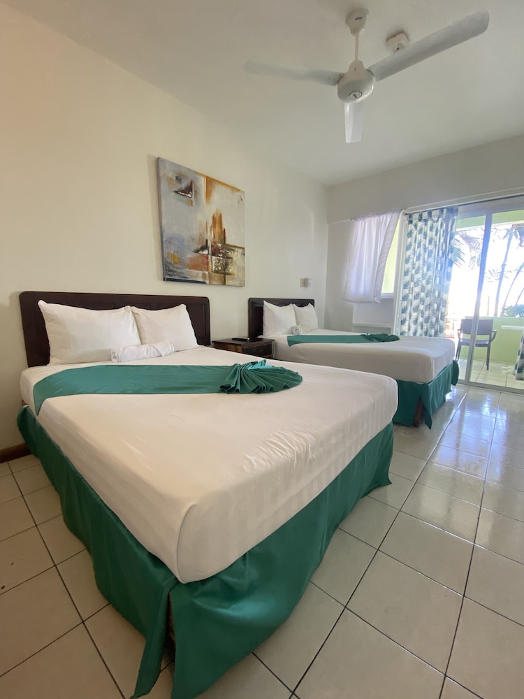 Ocean Rooms At Ocean Sands 15/50