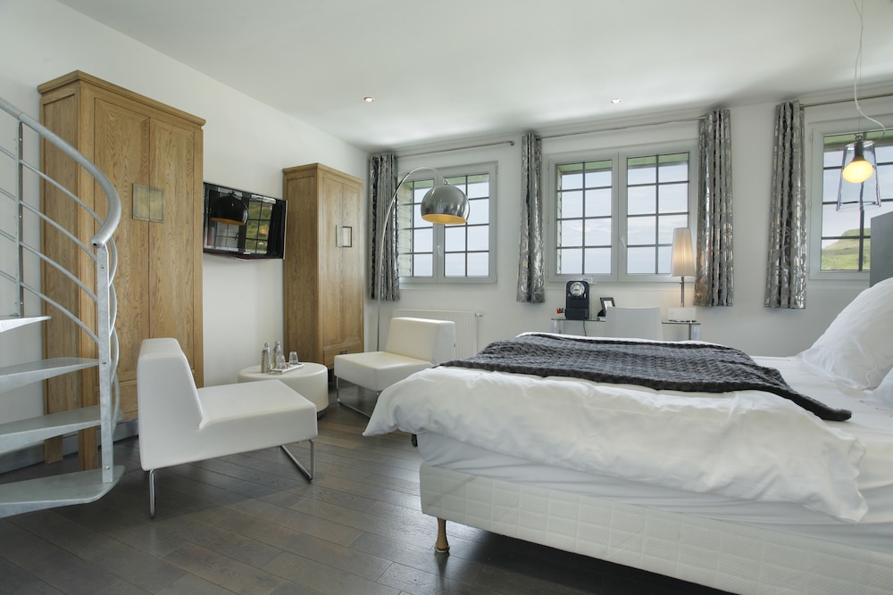 Hotel The Originals Le Cise 26/74