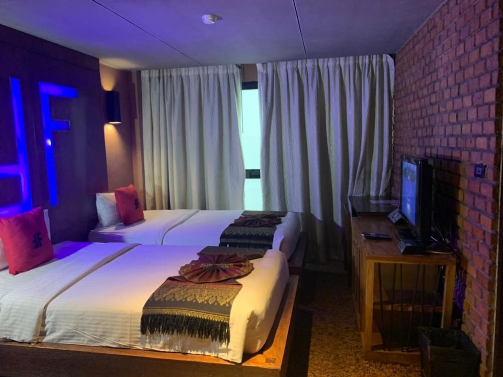 Fusion Suites 13/50