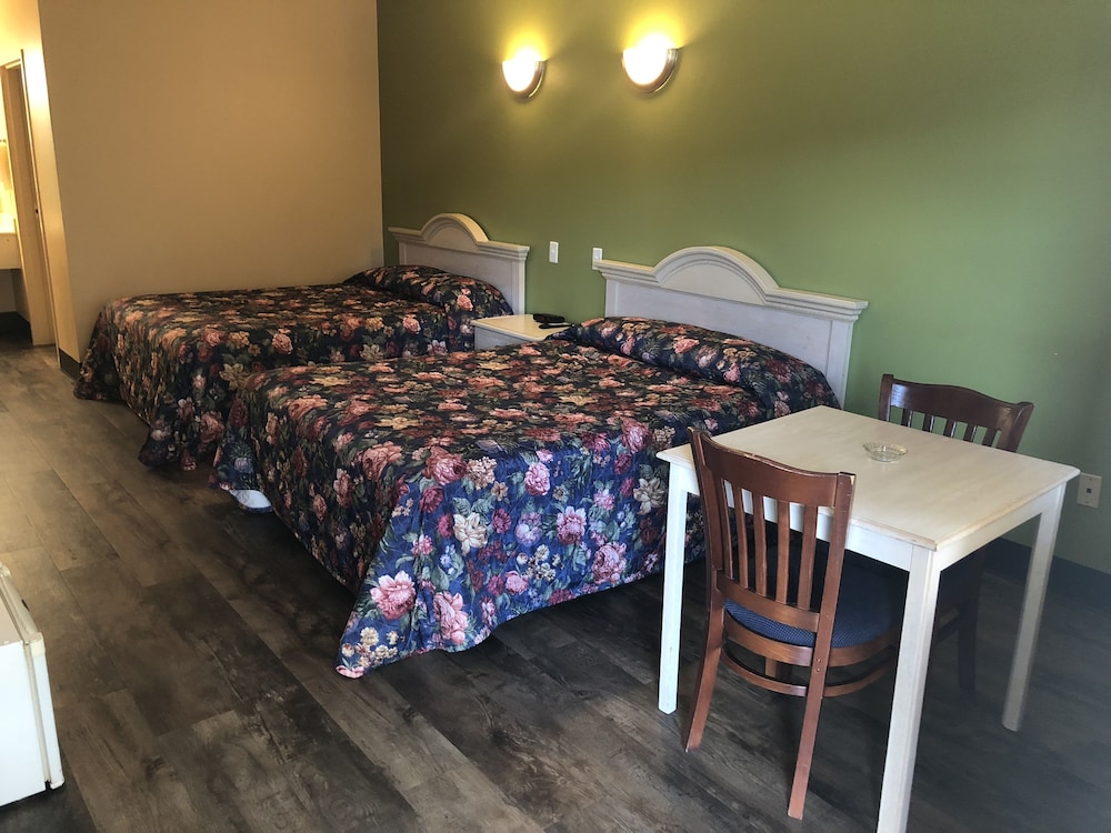 Weston Inn Suites 33/55