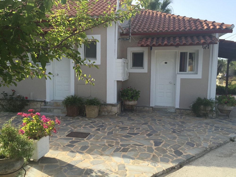Ionian Aura Apartments 37/50