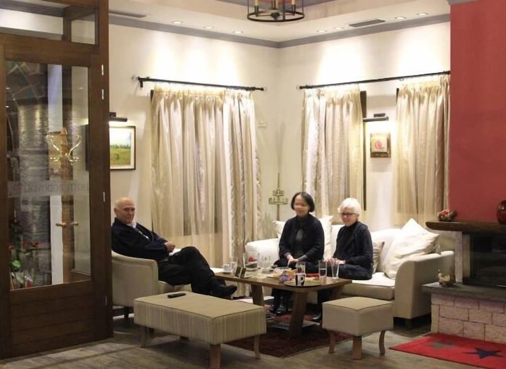 Hotel Rodovoli 5/50