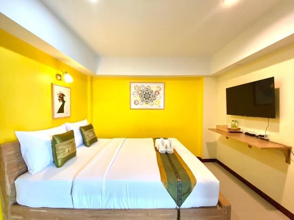 Chinda Boutique Hotel 30/56