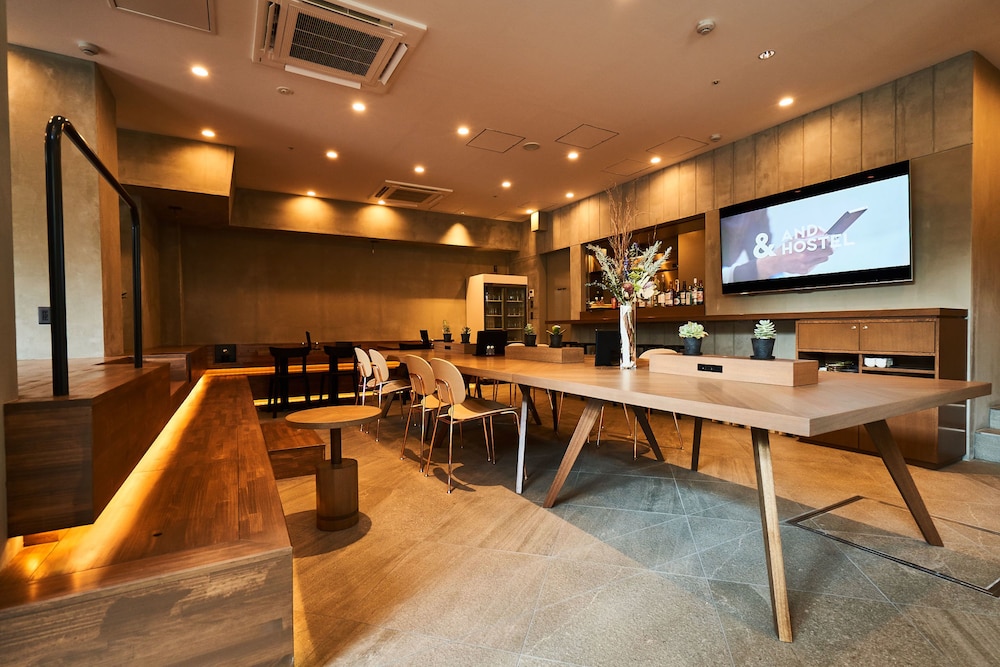 AND HOSTEL HOMMACHI EAST 53/69