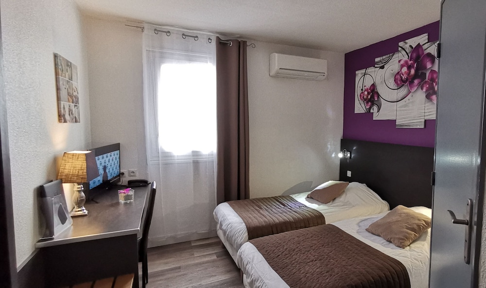 L'Hotel Le Marais Romilly Sur Seine Centre 13/44