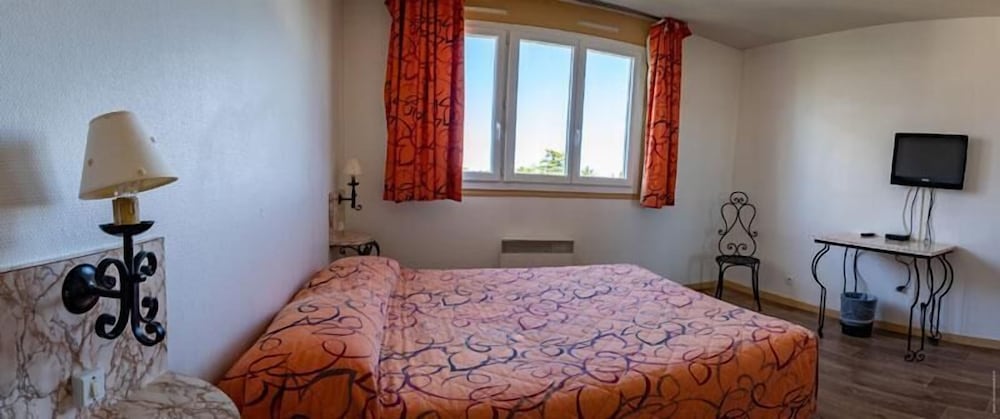 CITOTEL LE BOISCHAUT 13/25