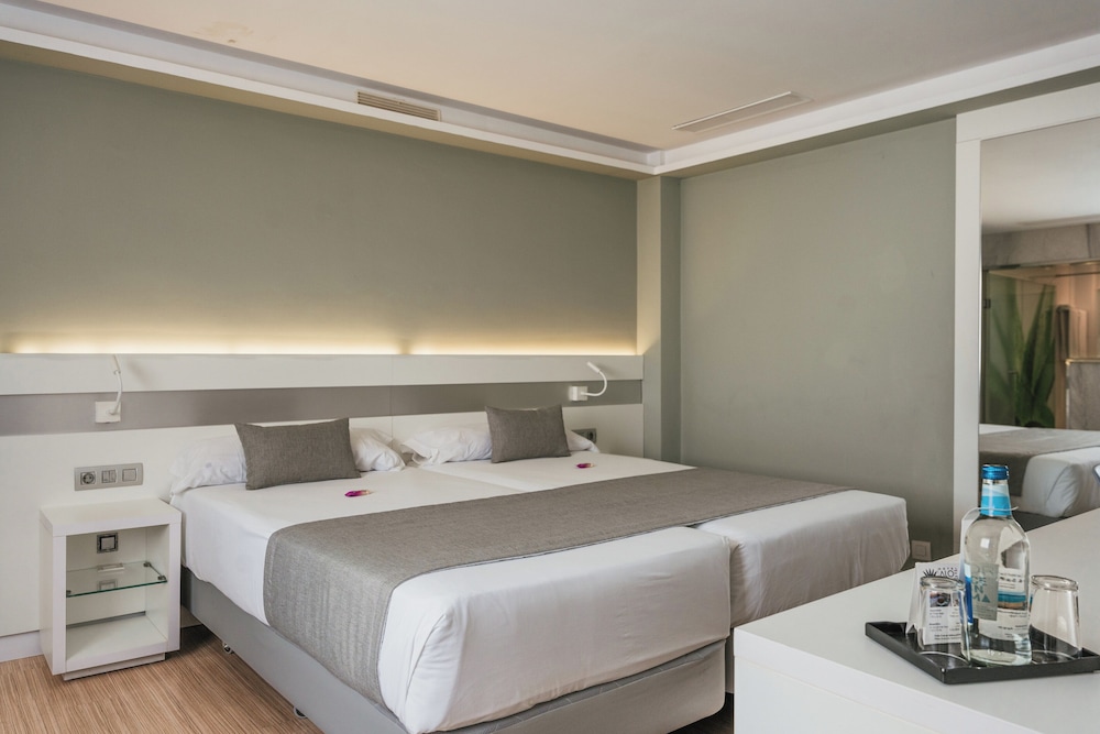 Hotel Aloe Canteras 12/69