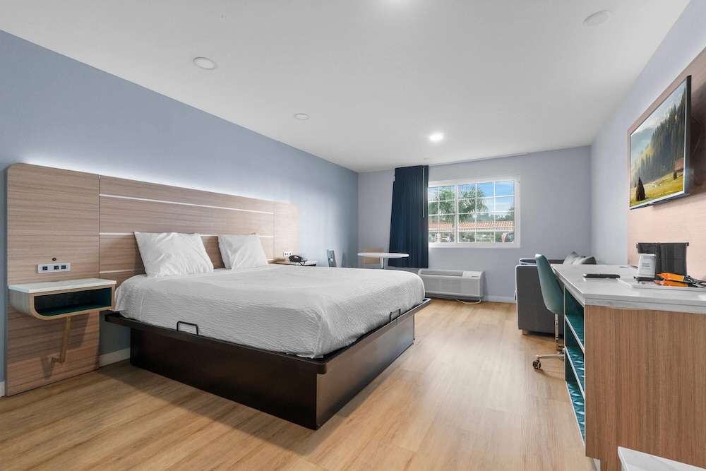 Travelodge by Wyndham Fairplex Pomona 20/57