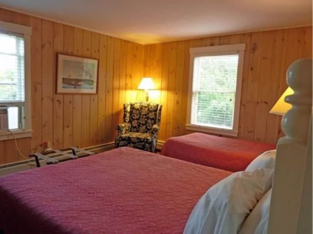 The Franconia Inn 33/74