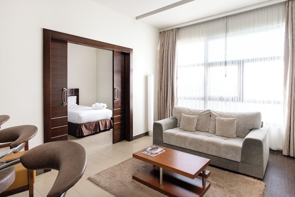 Palmeiras Suite Hotel 50/68