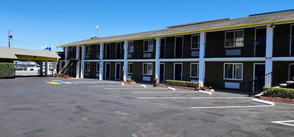 Hotel Belmont 28/36