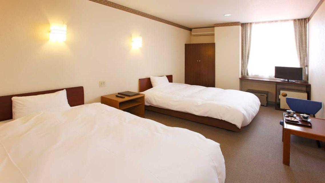 Room Assigned on Arrival, Smoking Type Not Guaranteed