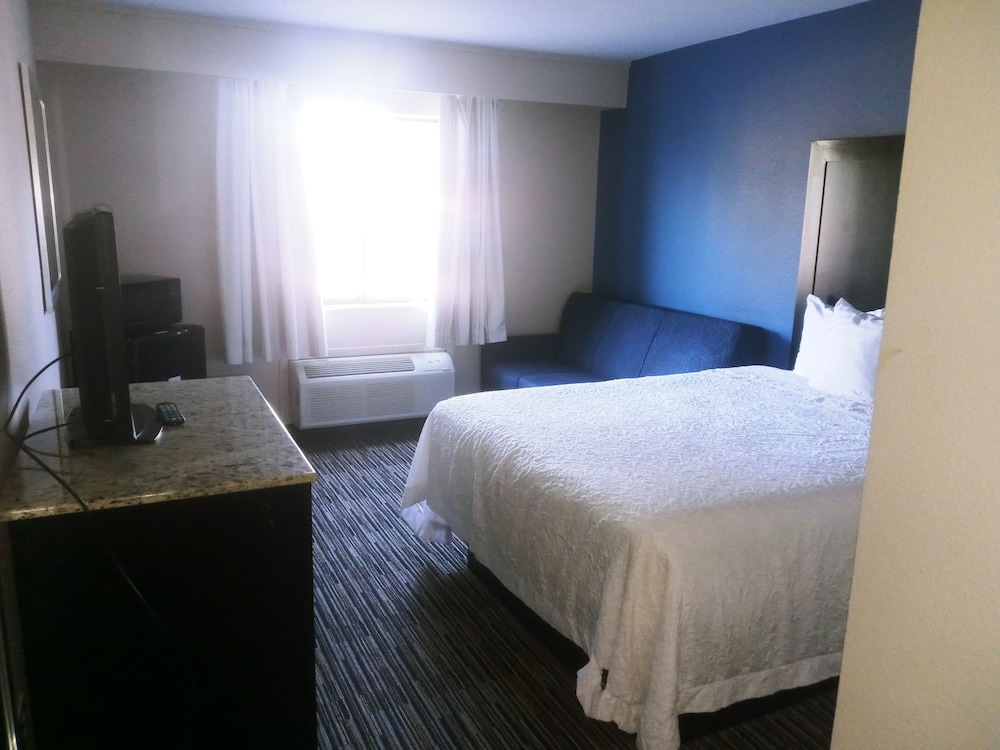 Baymont By Wyndham Enid 8/25