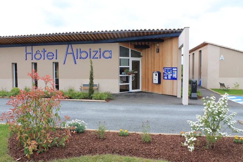 Albizia Hotel 3/31