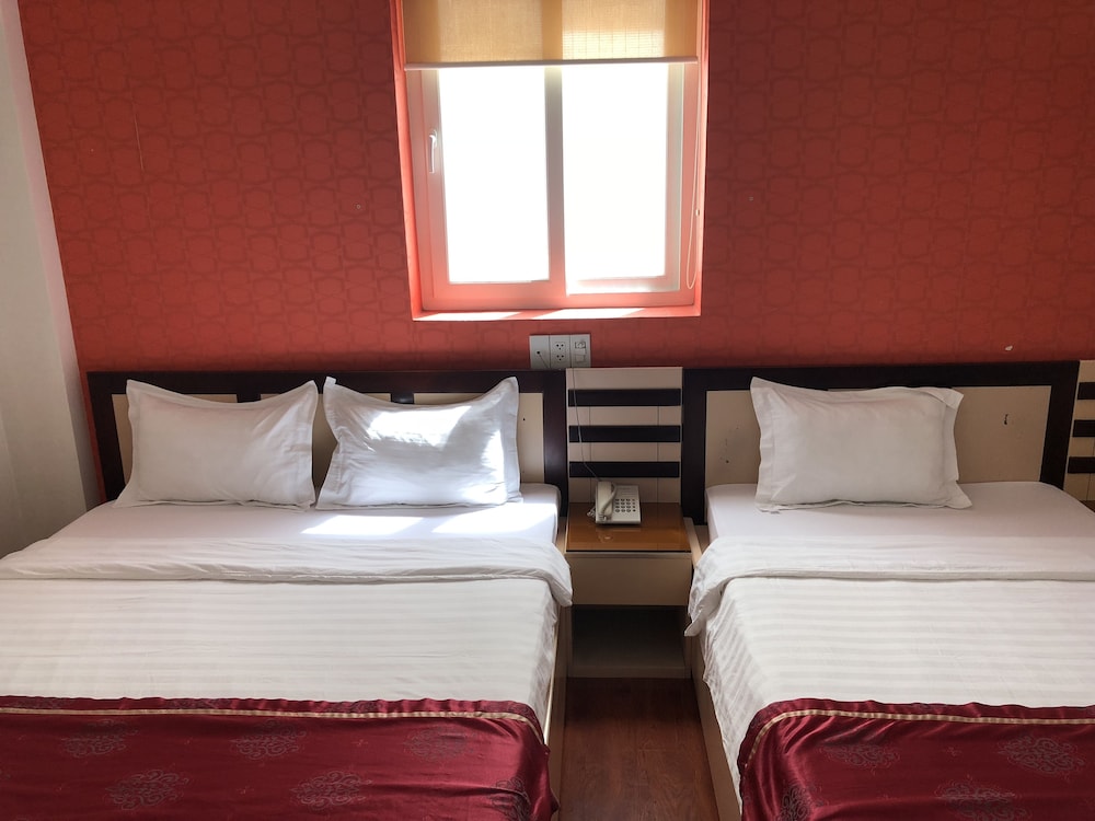 Linh Phuong 2 Hotel 11/64