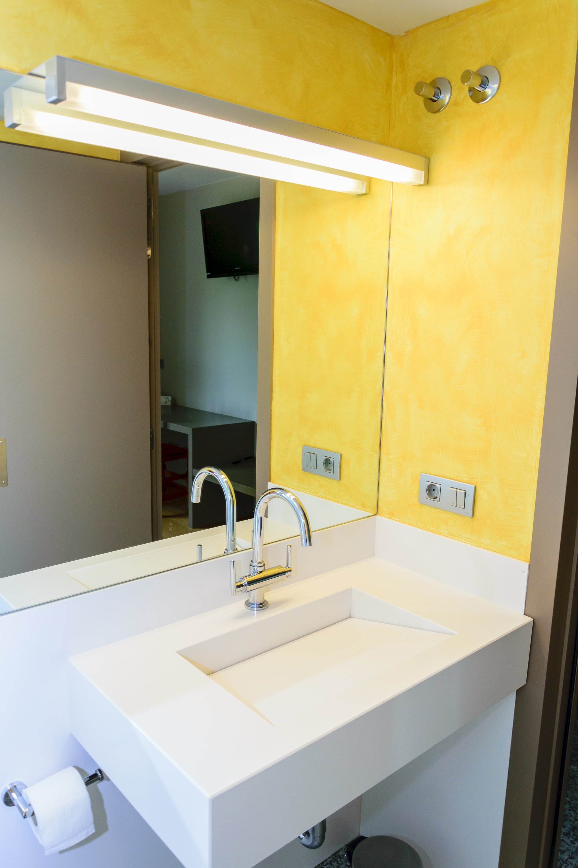 ESTACIO HOTEL 48/50