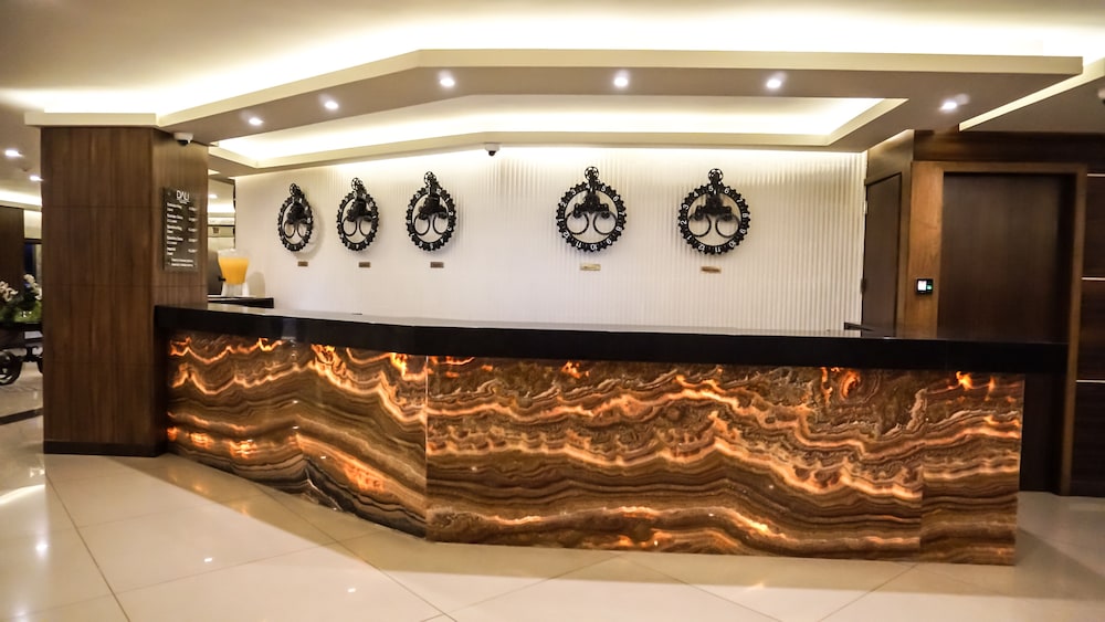 Hotel Dali Ejecutivo 12/86