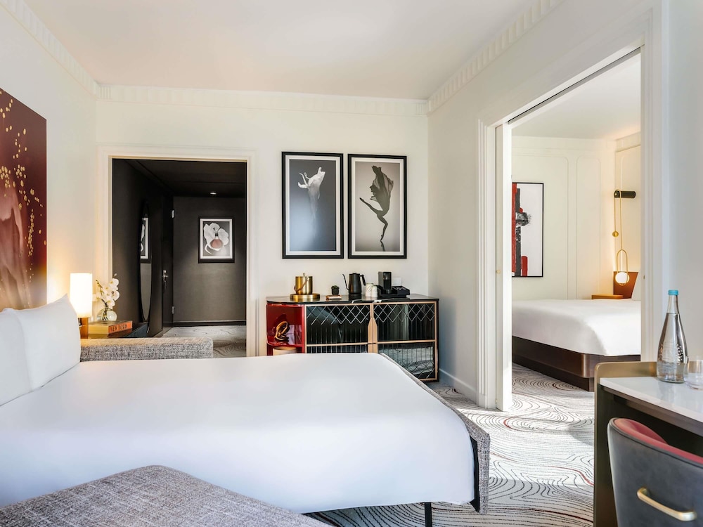 1 BEDROOM, PRESTIGE, SUITE, KING BED