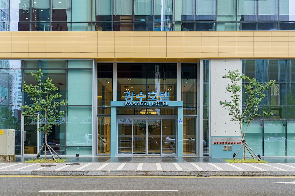 Kwangsu Hotel 6/52