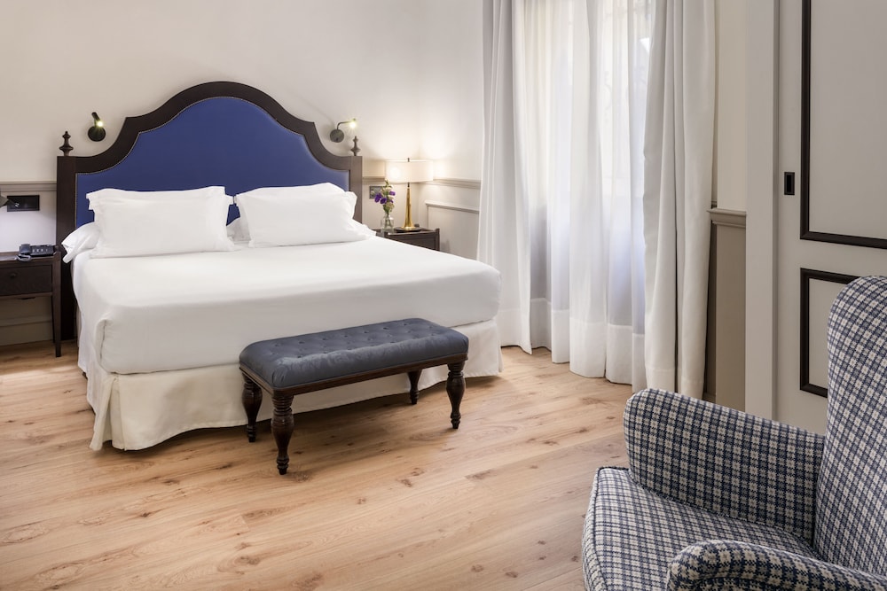 H10 Corregidor Boutique Hotel 31/65