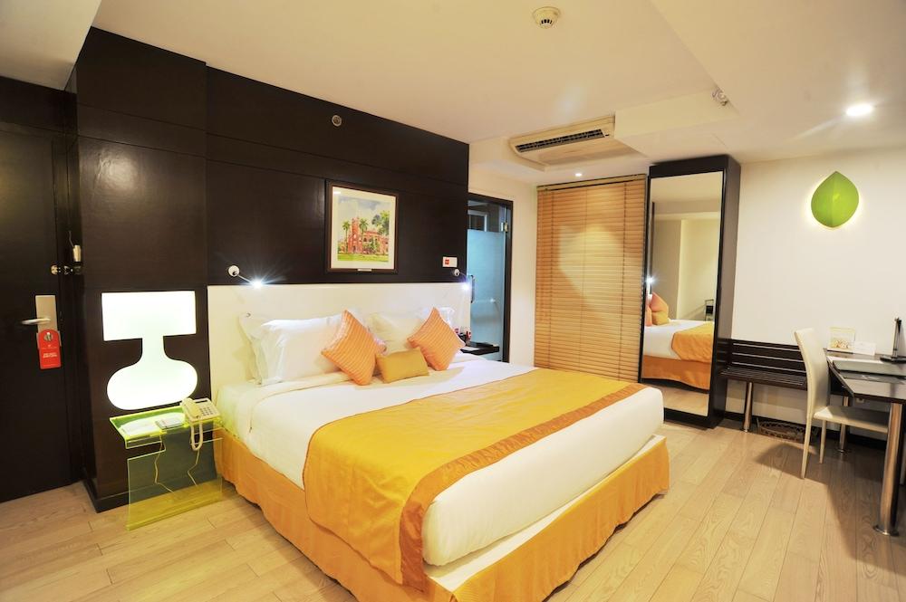 Premium Single Room
