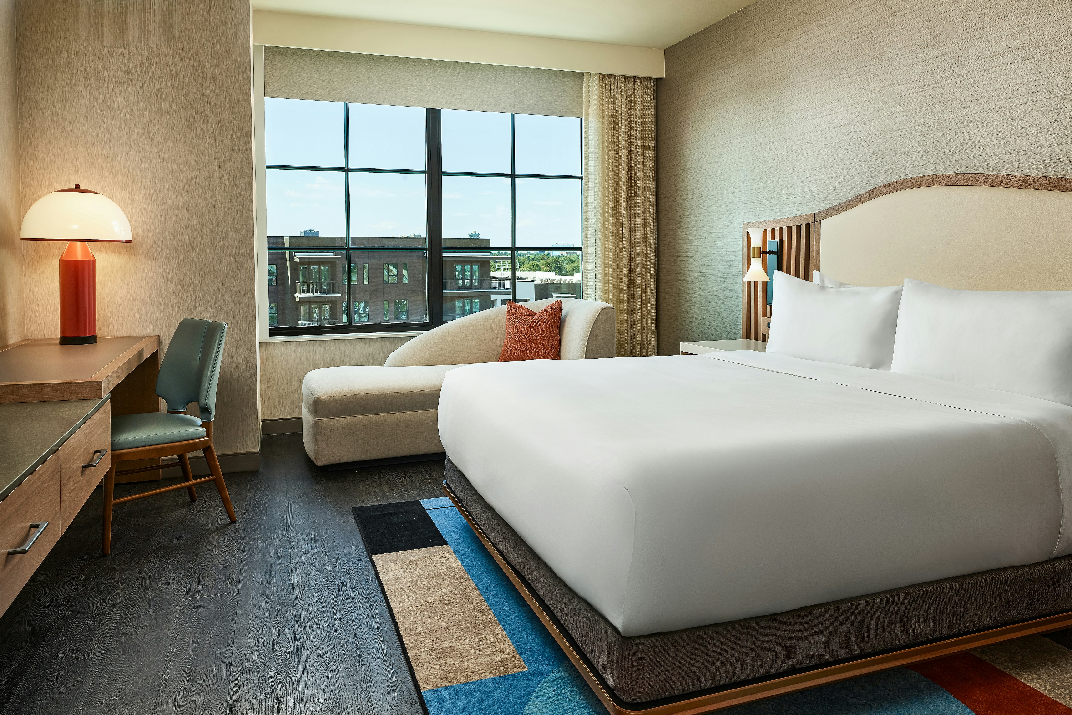 ROOM, KING BED, ACCESSIBLE