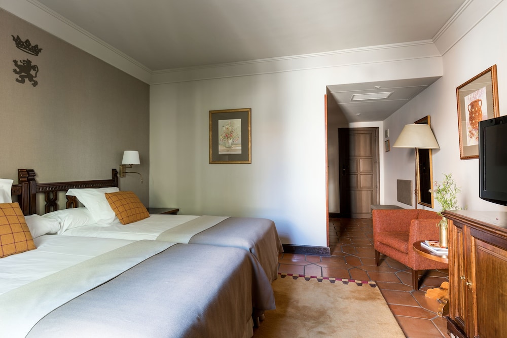 Parador de Avila 5/64