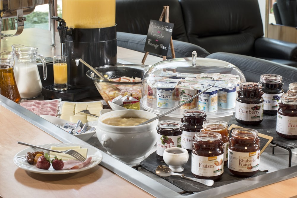 Brit Hotel Nantes La Beaujoire - L Amandine 42/62