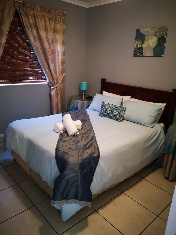Smithland Guest Apartments 13/50
