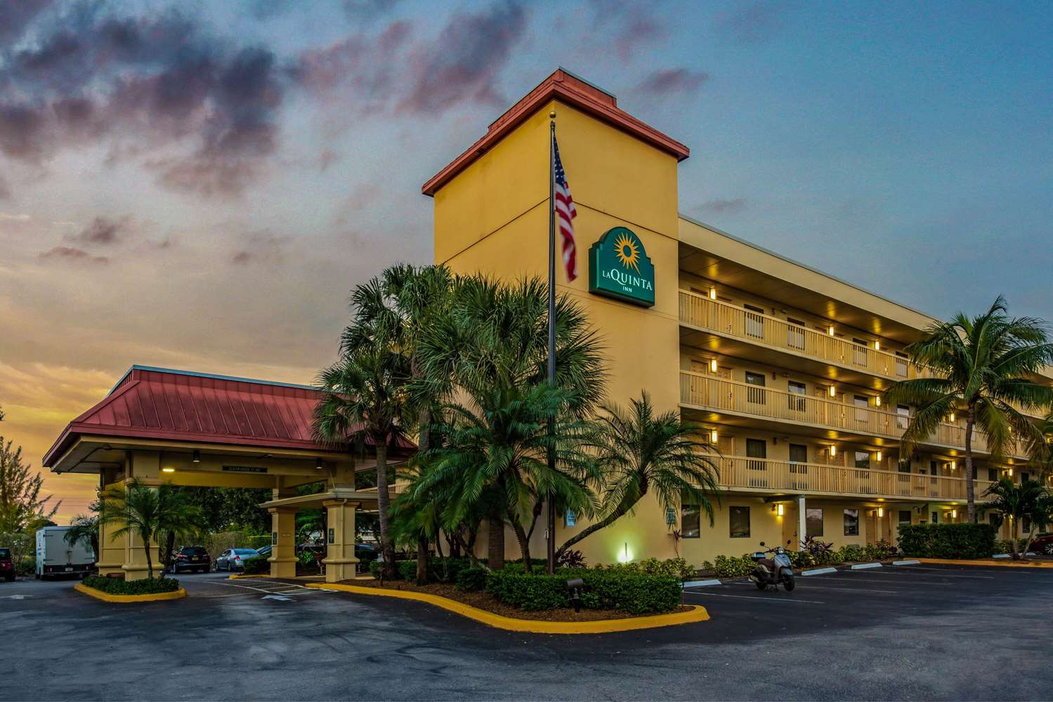 La Quinta Inn by Wyndham West Palm Beach - Florida Turnpike 4/36