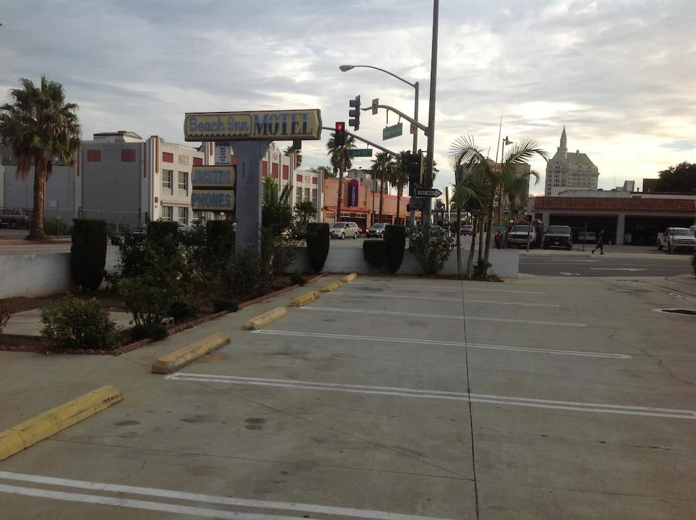 Beach Inn Motel 8/17