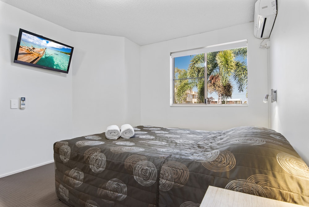 2 BEDROOMS, PENTHOUSE