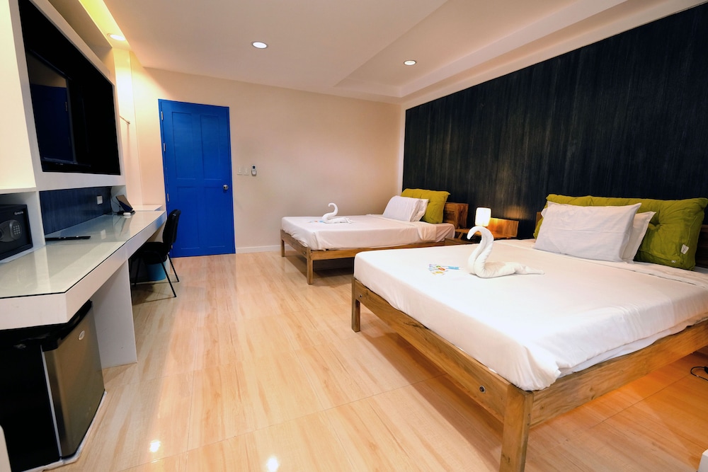 Pescadores Seaview Suites 15/72