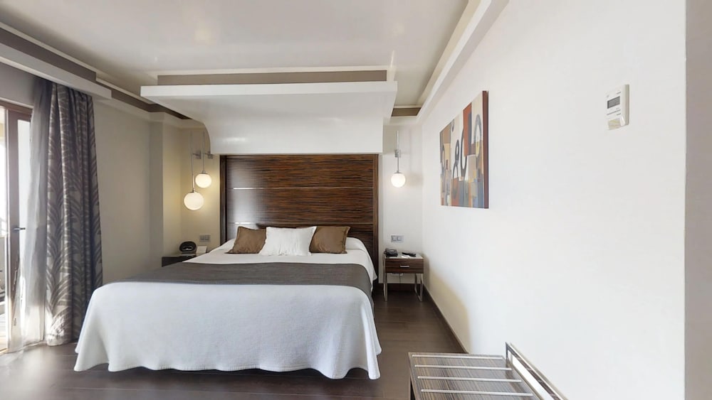 Vincci Seleccion Aleysa Hotel Boutique Spa 22/60