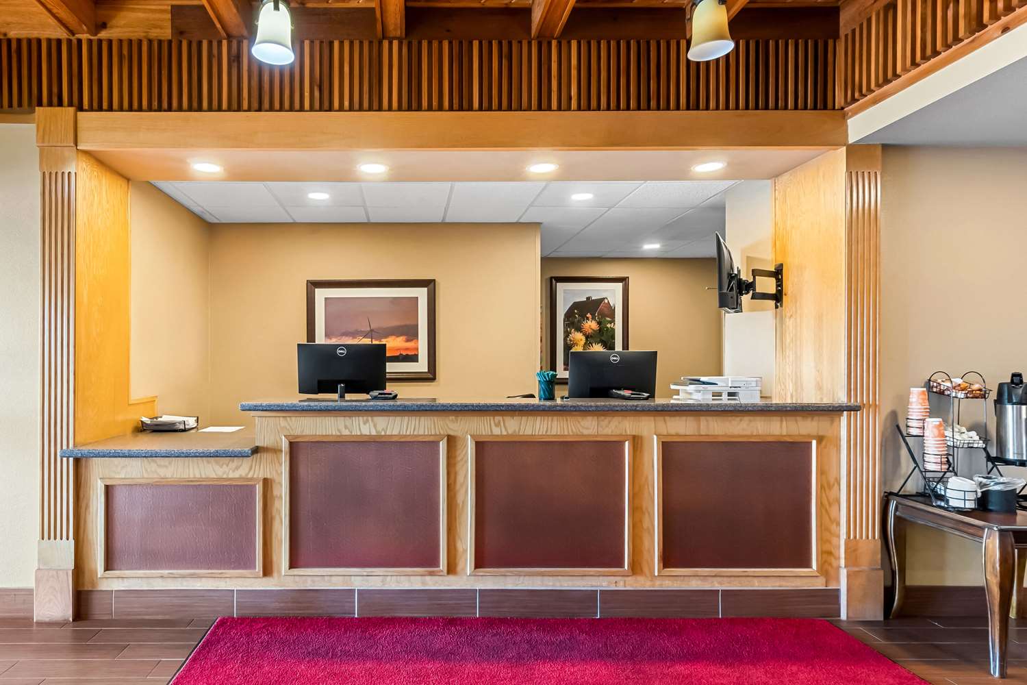 Quality Inn Blackwell I-35 2/12